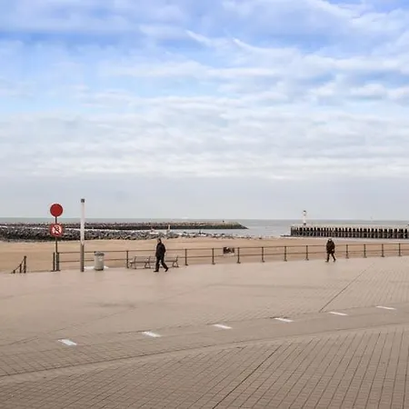 Lecomte - The Dune House 122